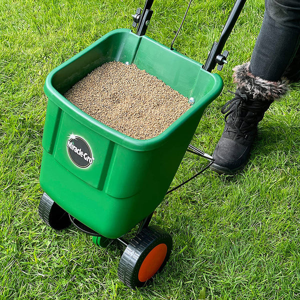 Miracle Gro Rotary Spreader - DeWaldens Garden Centre